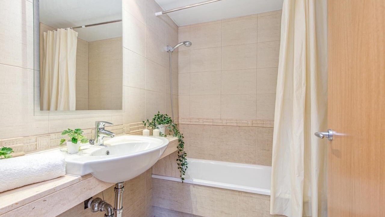 Photo of Bathroom in El Mas Oliva