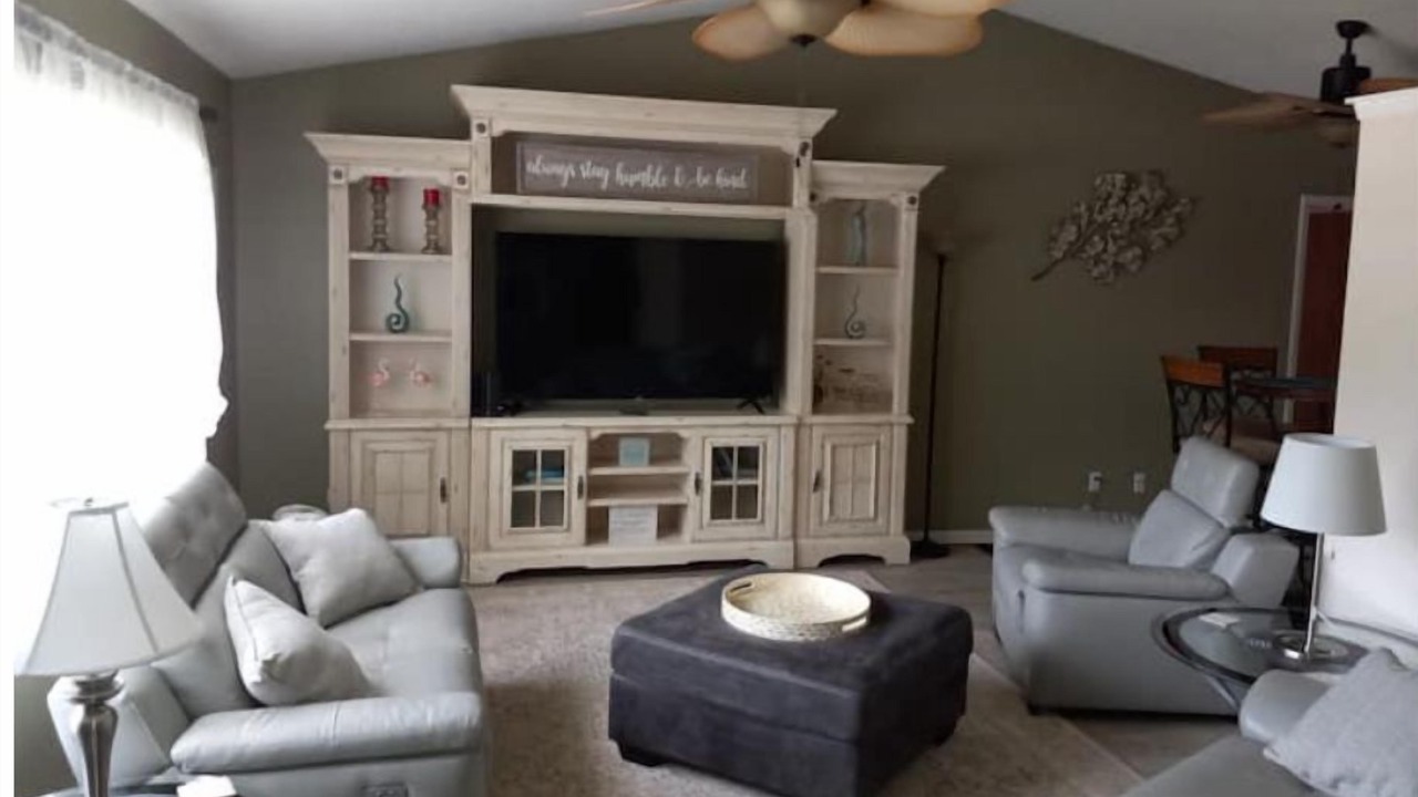 Photo of Livingroom in Sharpes
