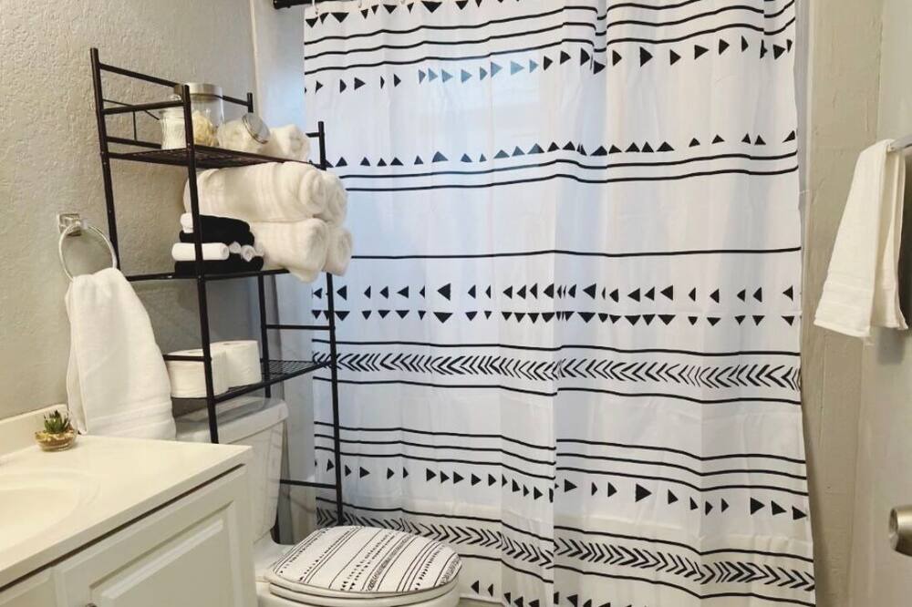 Photo of Bathroom in Coral Springs