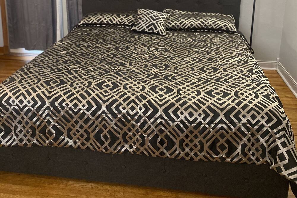 Photo of Bedroom in Beatrice