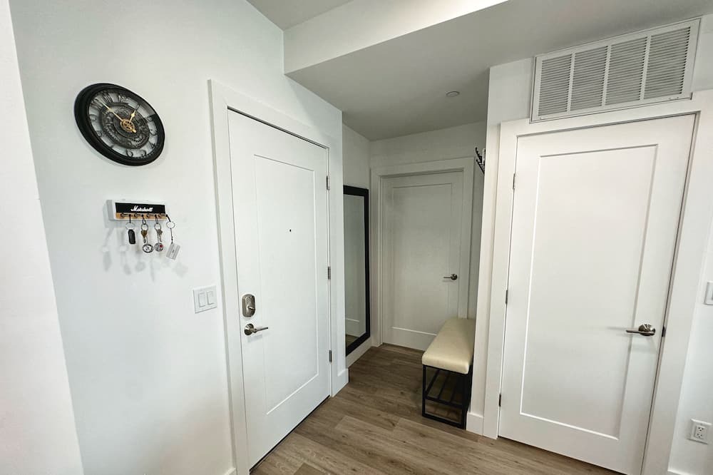 Photo of Others in Guttenberg