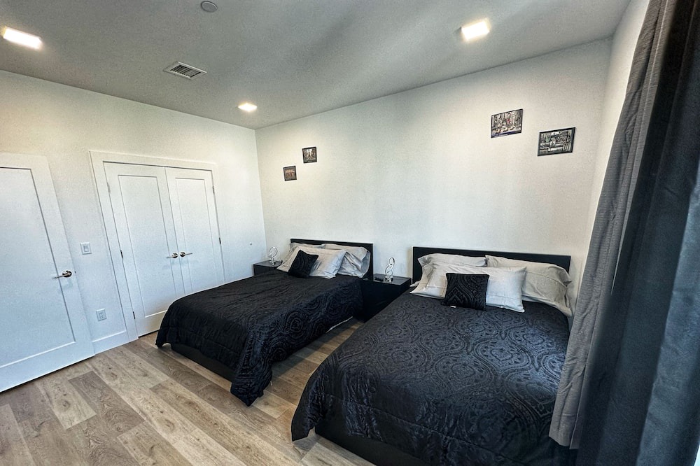 Photo of Bedroom in Guttenberg