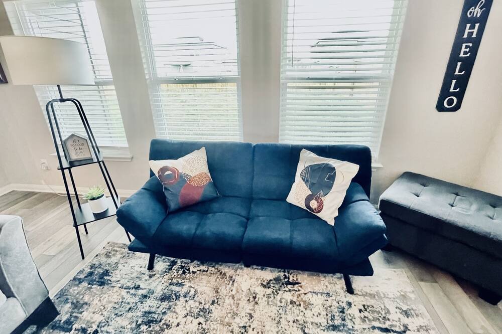 Photo of Livingroom in Liberty Hill