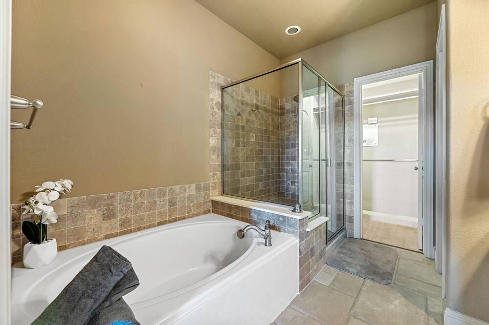 Photo of Bathroom in Legacy Park