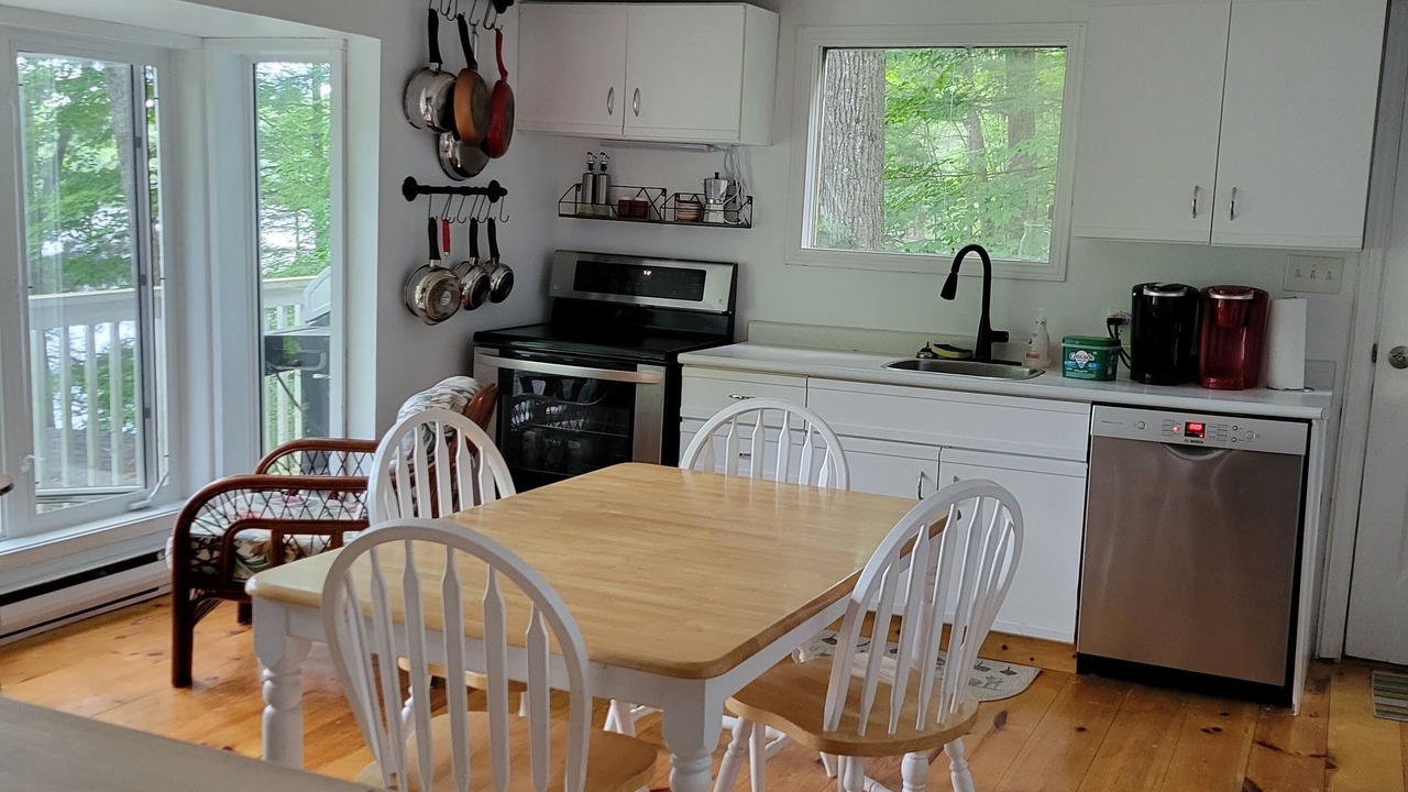 Photo of Livingroom in Algonquin Highlands