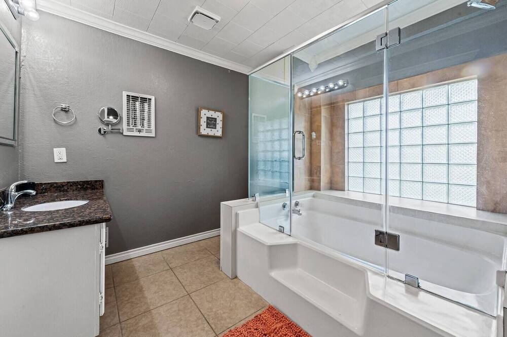 Photo of Bathroom in Nederland