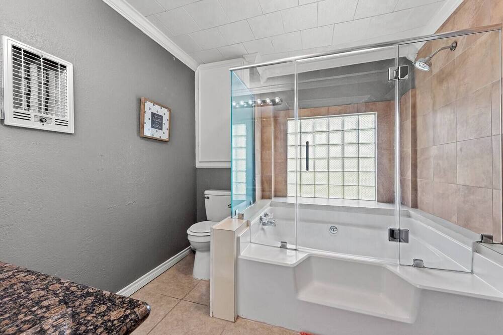 Photo of Bathroom in Nederland