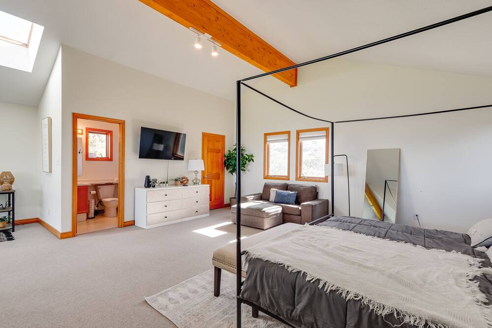 Photo of Bedroom in Meaford