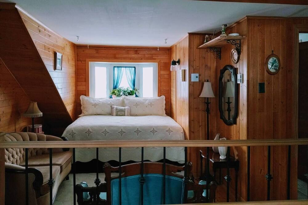 Photo of Bedroom in L'Ile-Perrot
