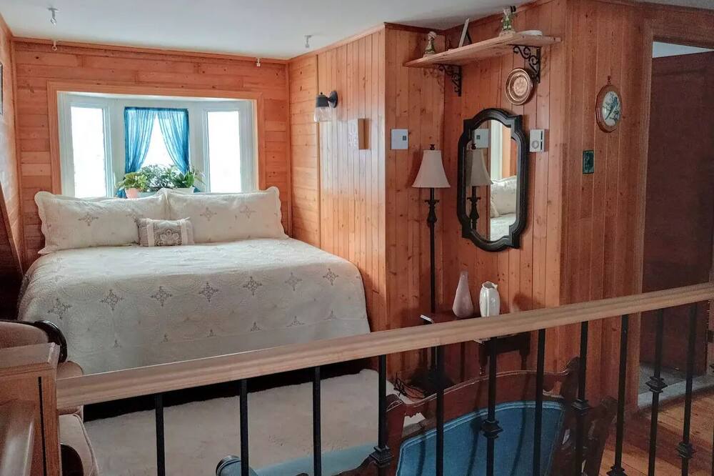 Photo of Bedroom in L'Ile-Perrot