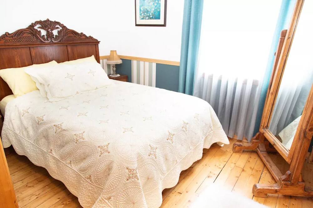 Photo of Bedroom in L'Ile-Perrot