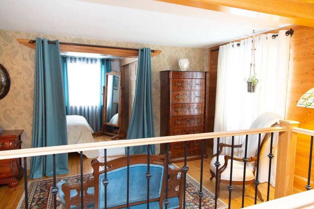 Photo of Bedroom in L'Ile-Perrot