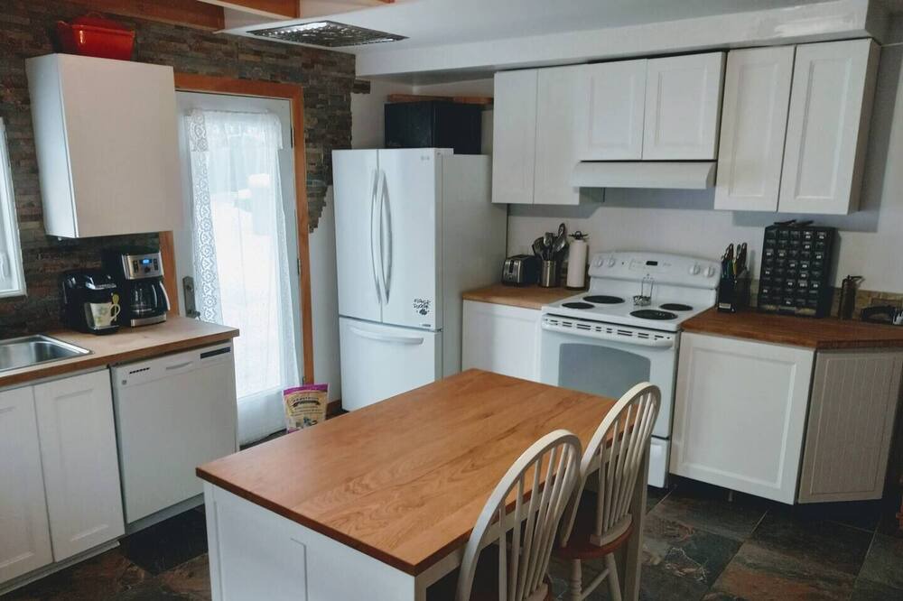 Photo of Kitchen in L'Ile-Perrot