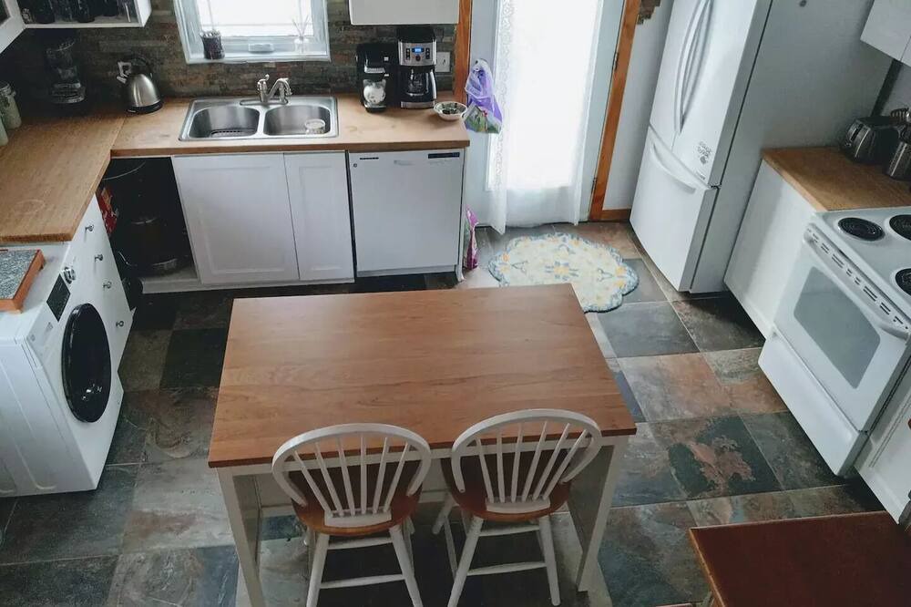 Photo of Kitchen in L'Ile-Perrot