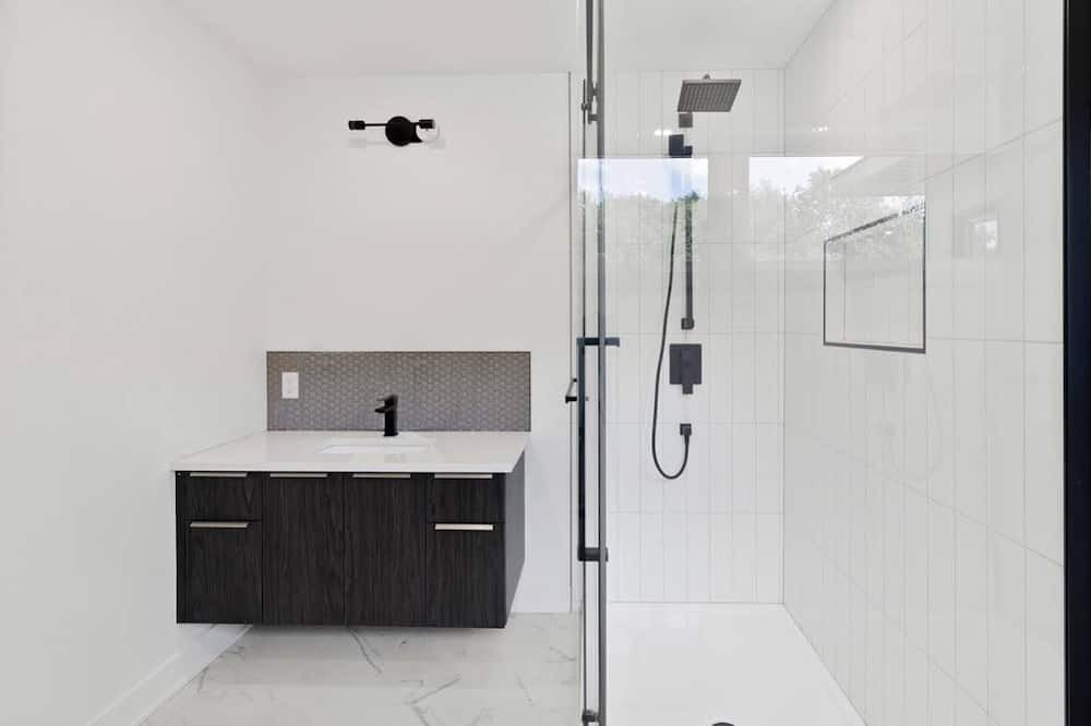 Photo of Bathroom in Venise-en-Quebec