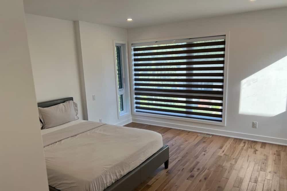 Photo of Bedroom in Venise-en-Quebec
