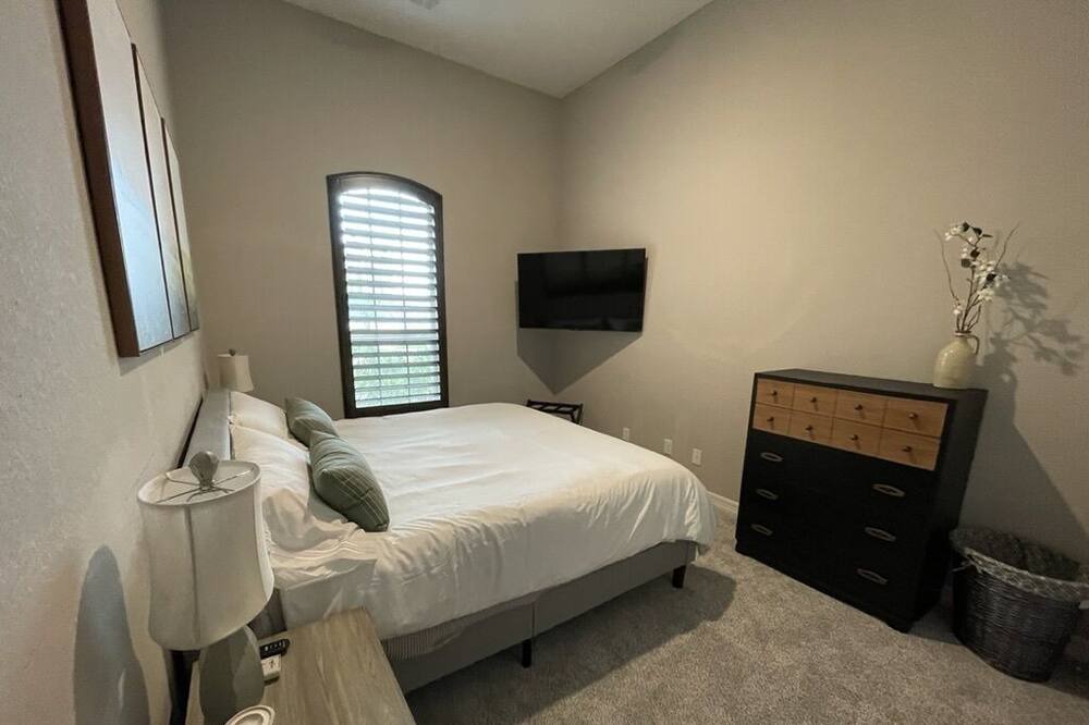 Photo of Bedroom in Hockley