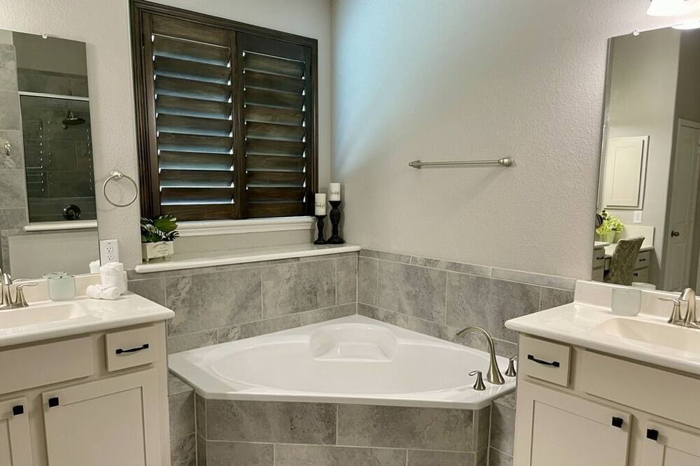Photo of Bathroom in Hockley