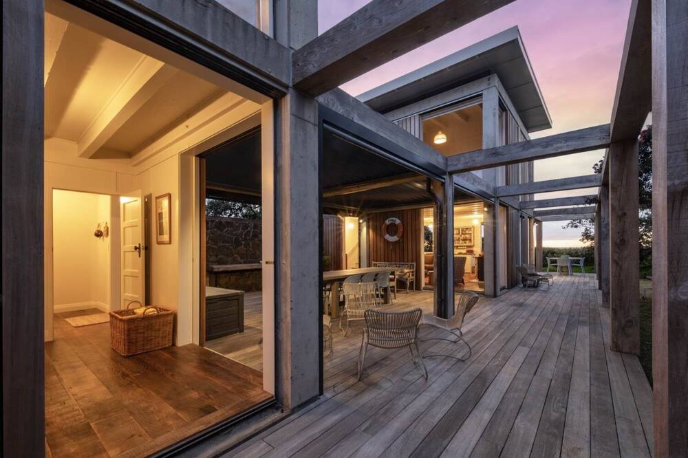 Photo of Outdoor in Piha