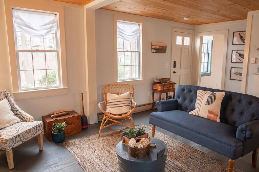 Photo of Livingroom in West Barnstable