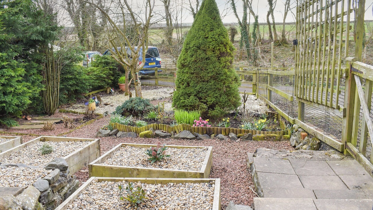 Photo of Outdoor in Horncliffe