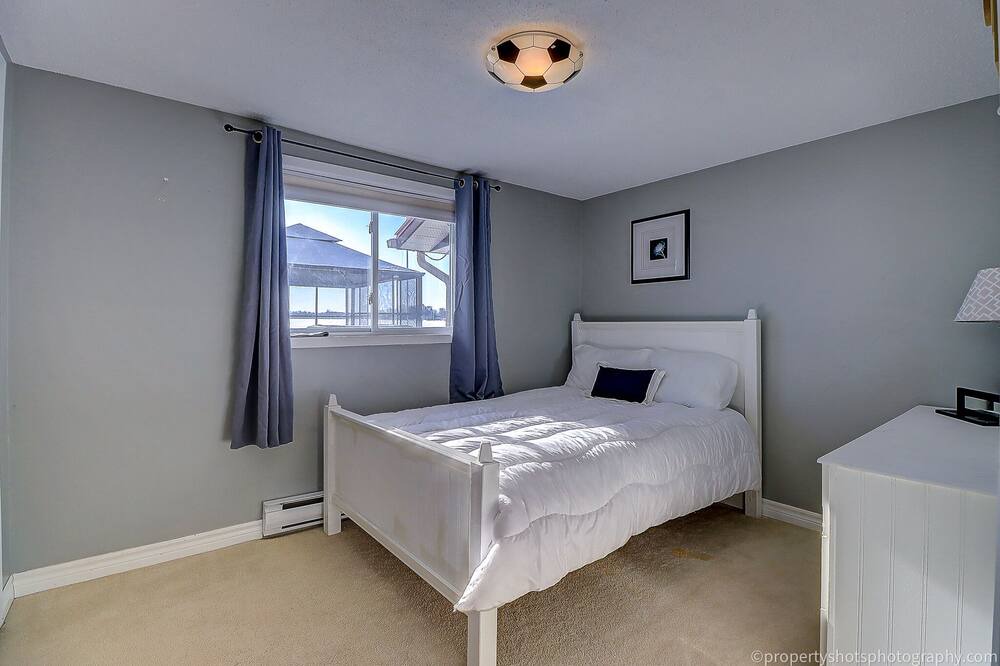Photo of Bedroom in Valentia