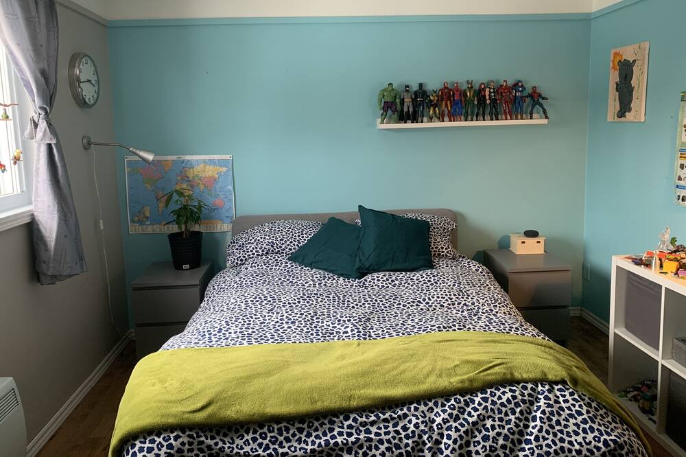 Photo of Bedroom in Laval