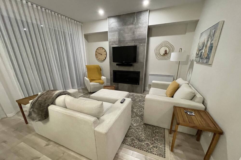 Photo of Livingroom in Shawinigan