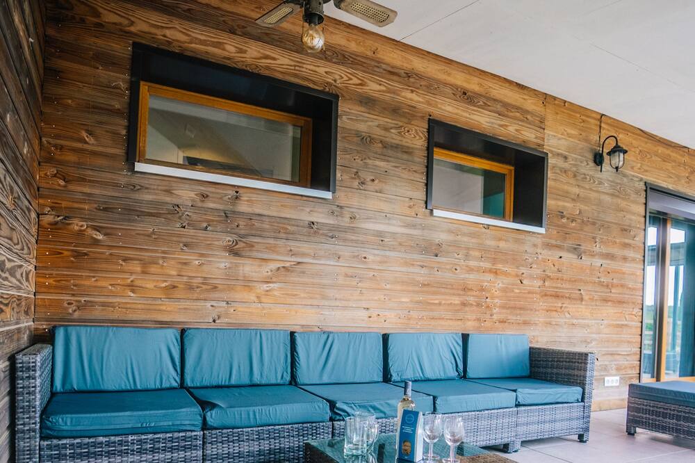 Photo of Patio Balcony in La Bruguiere