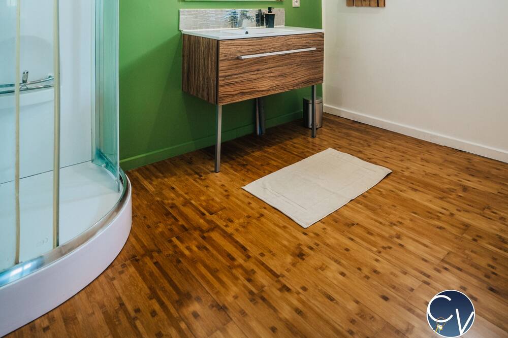 Photo of Bathroom in La Bruguiere