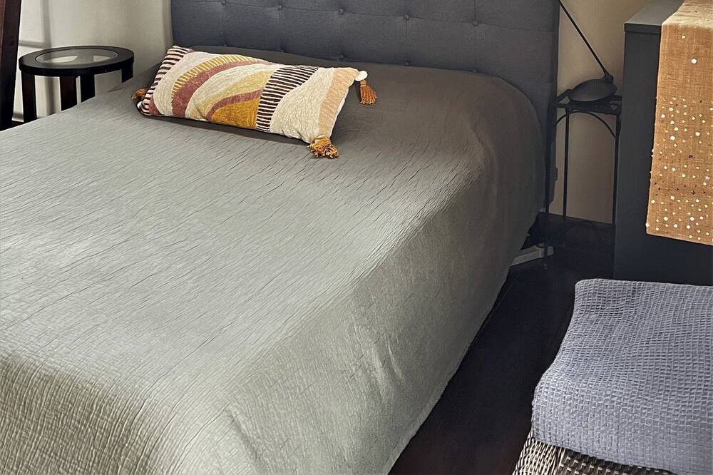 Photo of Bedroom in Guelph/Eramosa