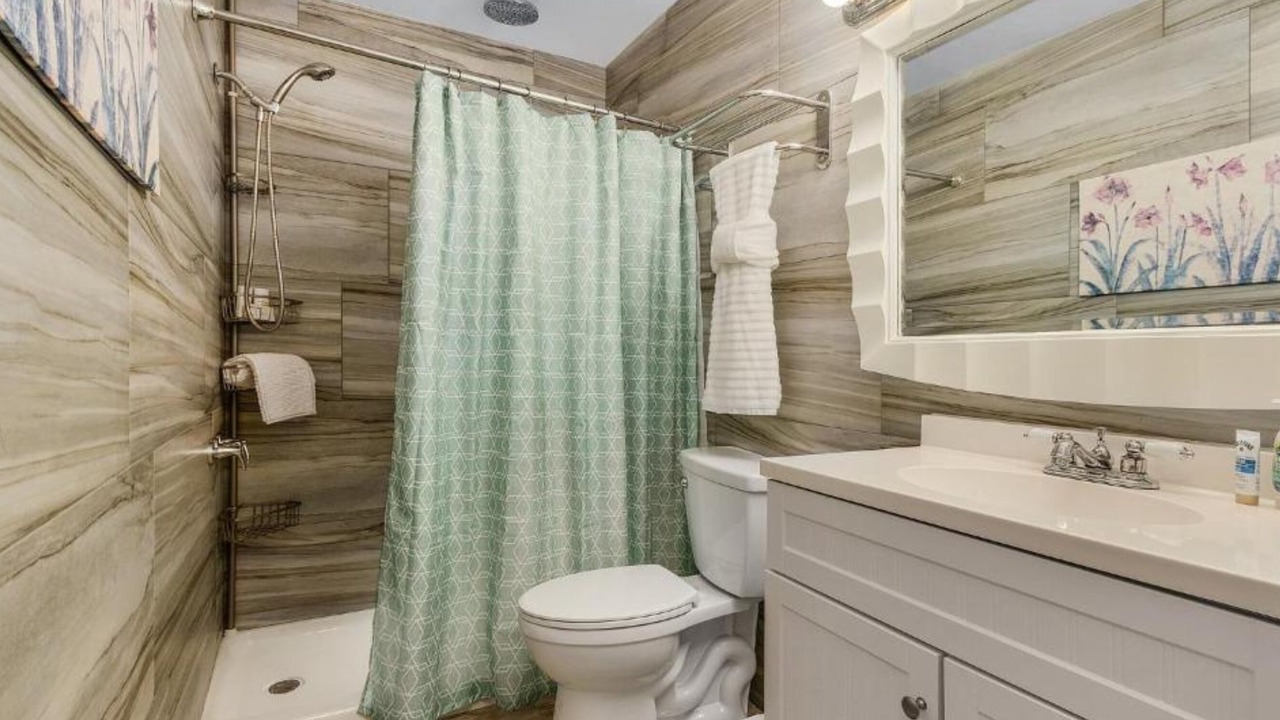 Photo of Bathroom in Matlacha Isles-Matlacha Shores