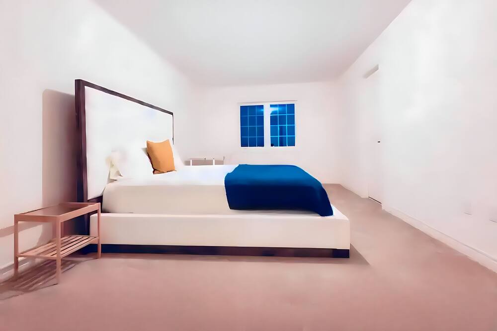 Photo of Bedroom in Milton