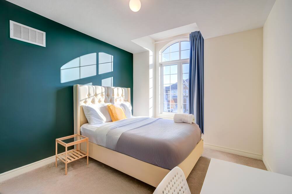 Photo of Bedroom in Milton