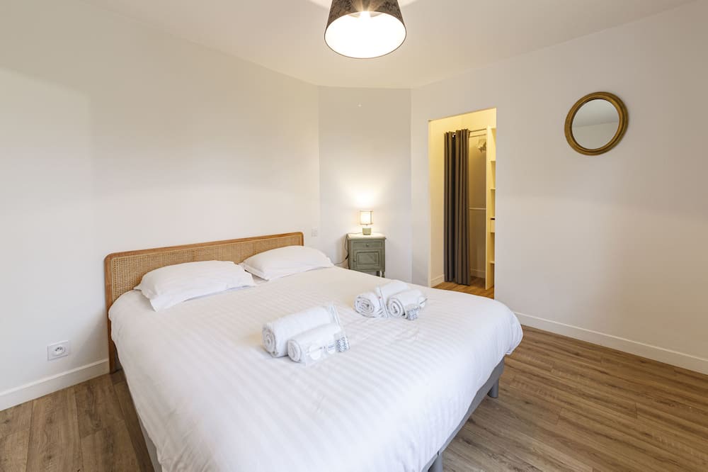 Photo of Others in Saint-Jean-sur-Mayenne