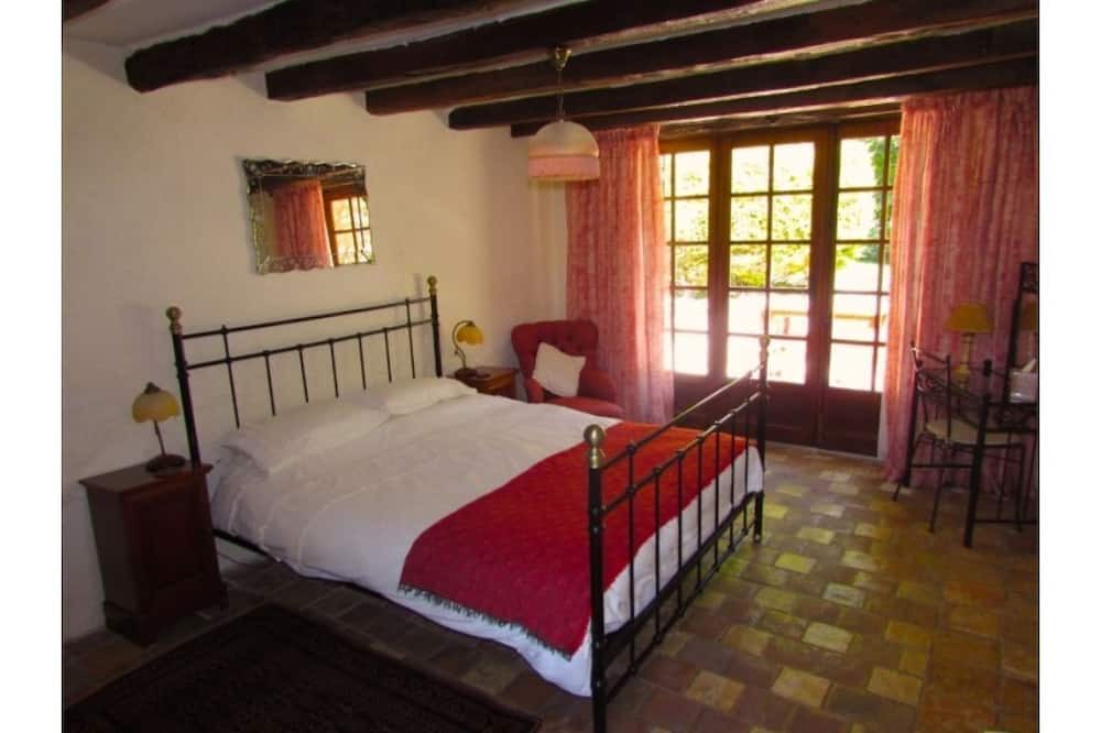 Photo of Bedroom in Chaumussay