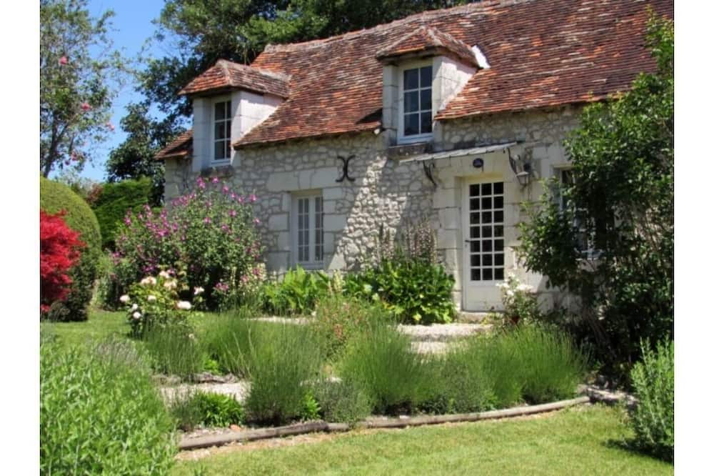 Photo of Outdoor in Chaumussay