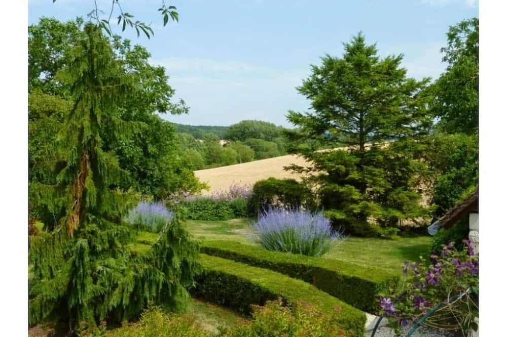 Photo of Outdoor in Chaumussay