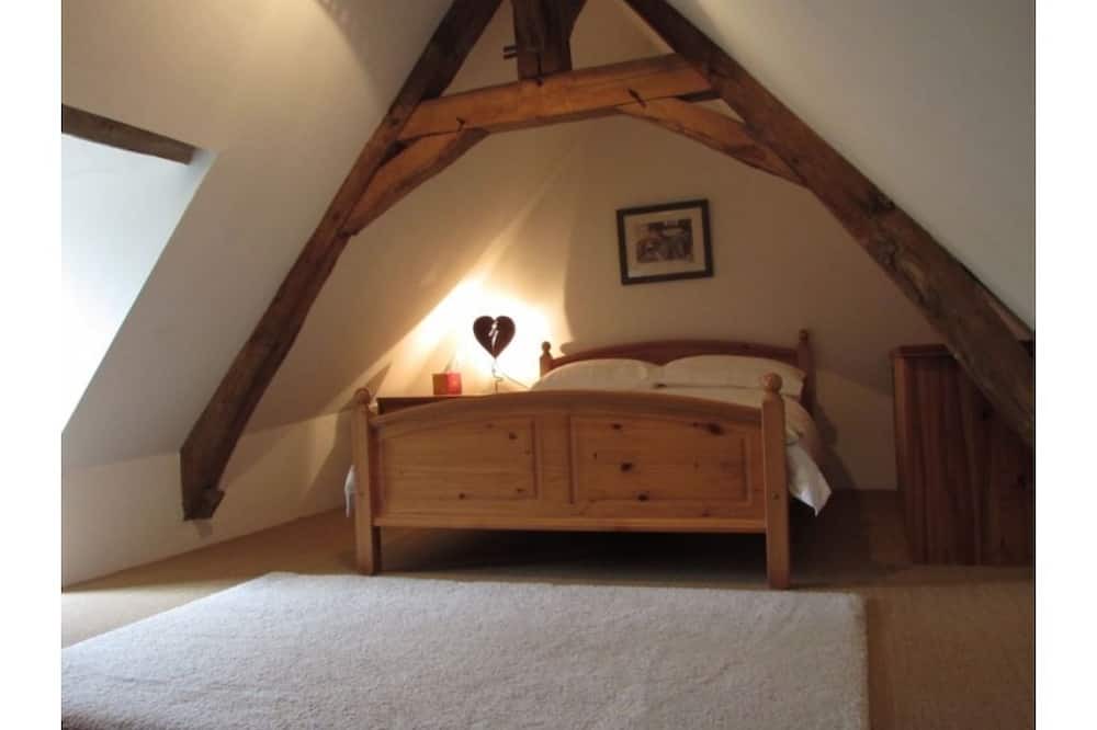 Photo of Bedroom in Chaumussay