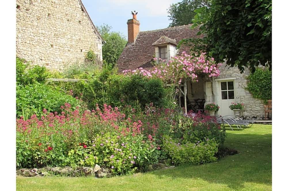 Photo of Outdoor in Chaumussay