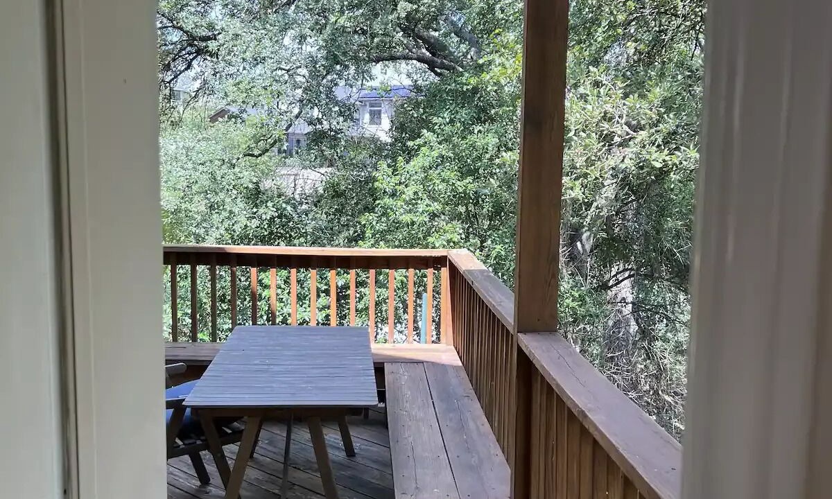 Photo of Outdoor in West Lake Hills