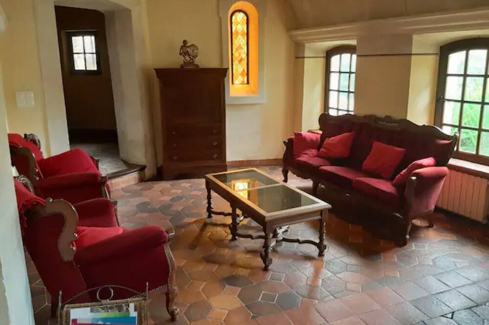 Photo of Bedroom in Lunel