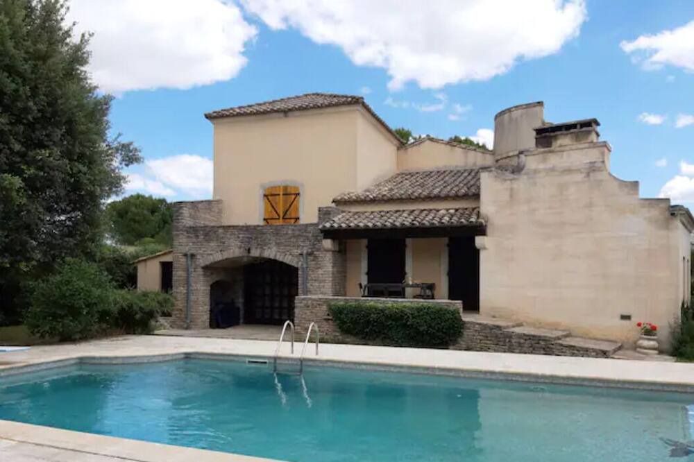 Photo of Outdoor in Lunel