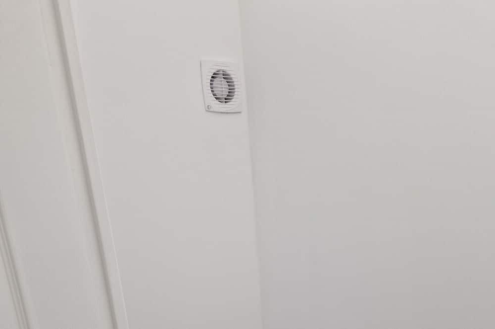 Photo of Bathroom in Maubeuge