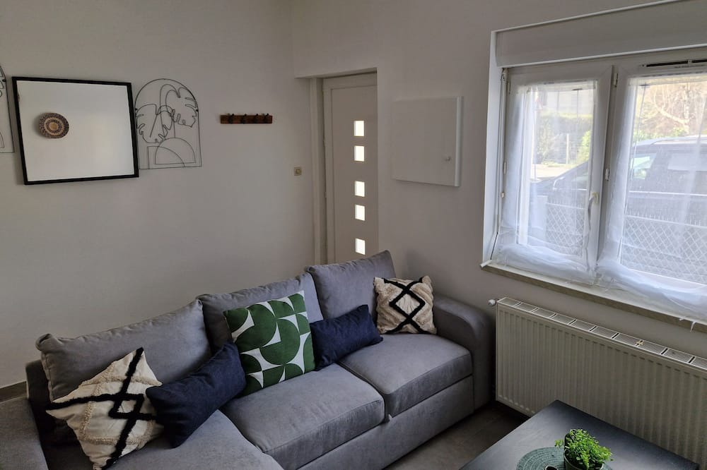 Photo of Bedroom in Maubeuge