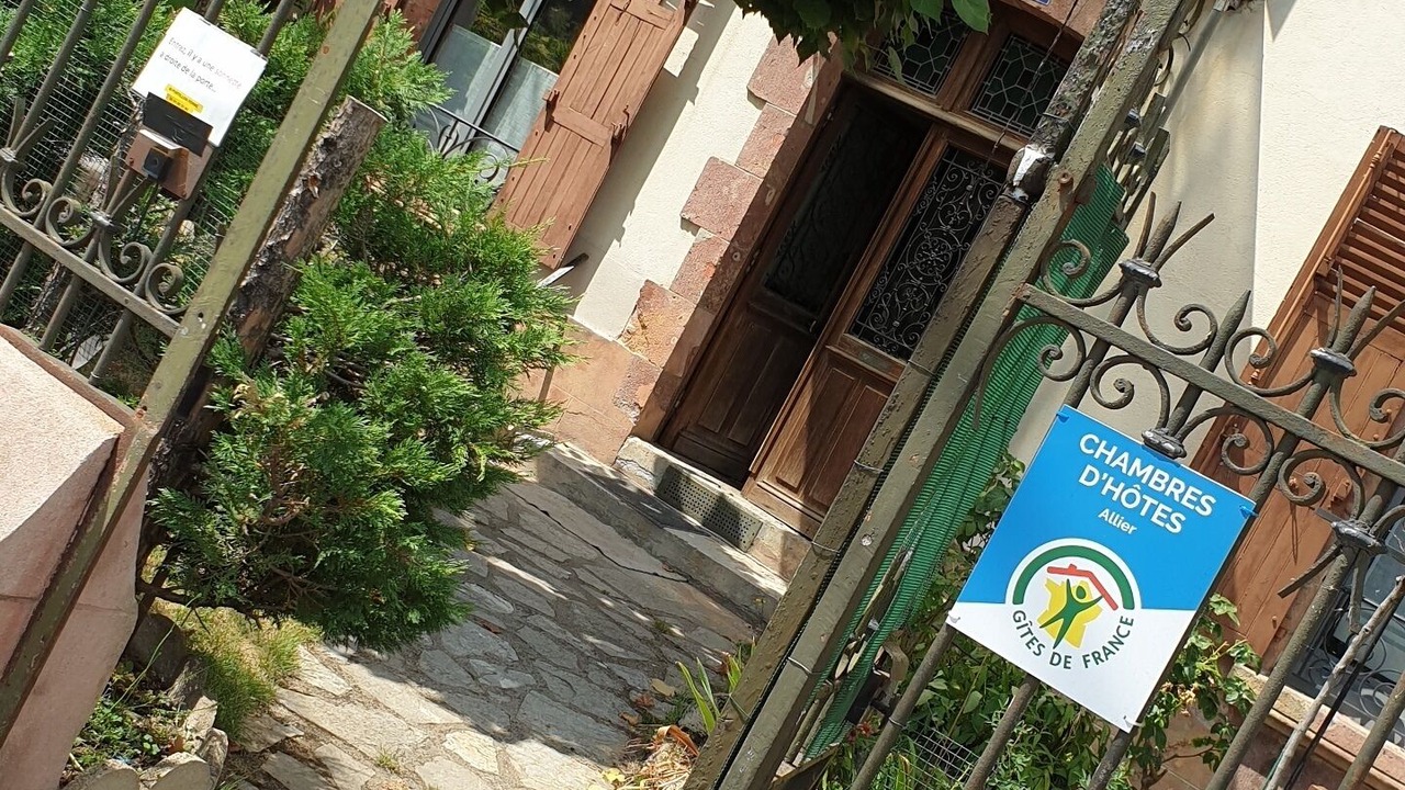 Photo of Outdoor in Vallon-en-Sully