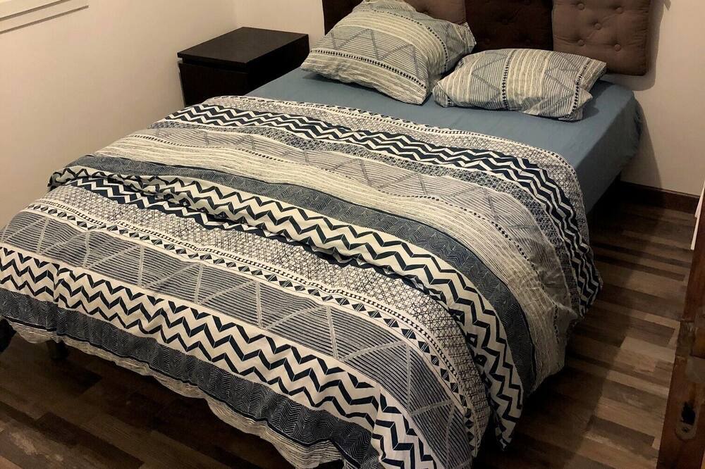 Photo of Bedroom in Roquemaure