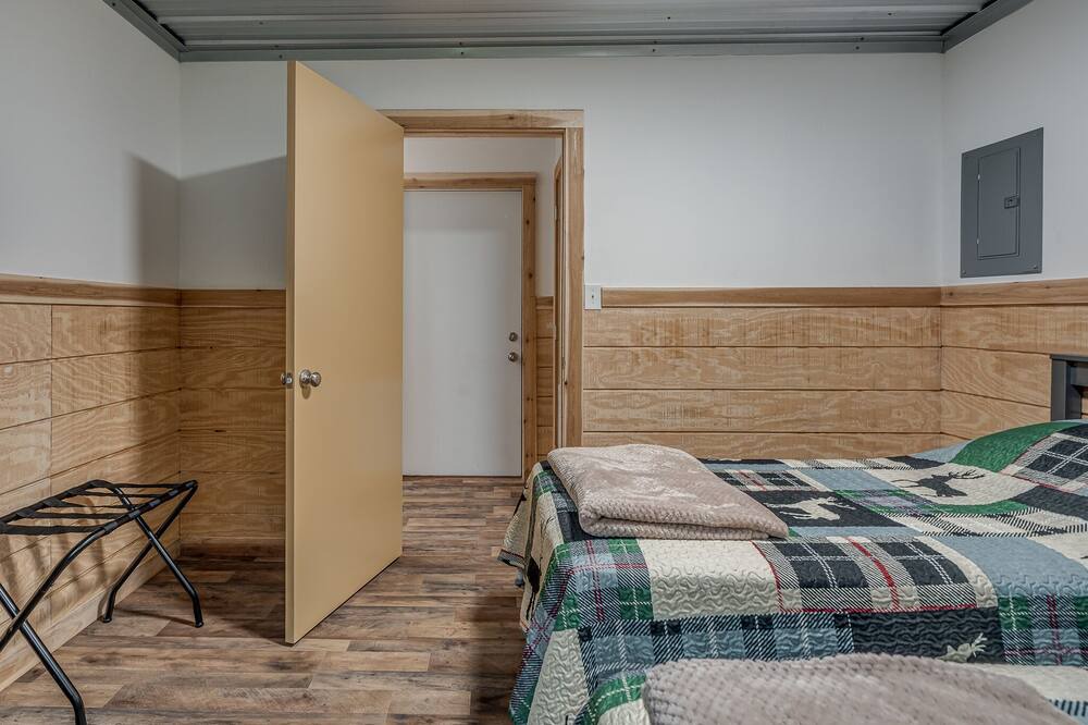 Photo of Bedroom in Hughes County