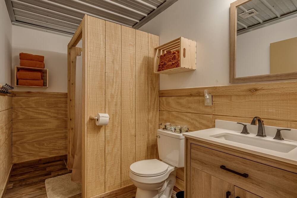 Photo of Bathroom in Hughes County