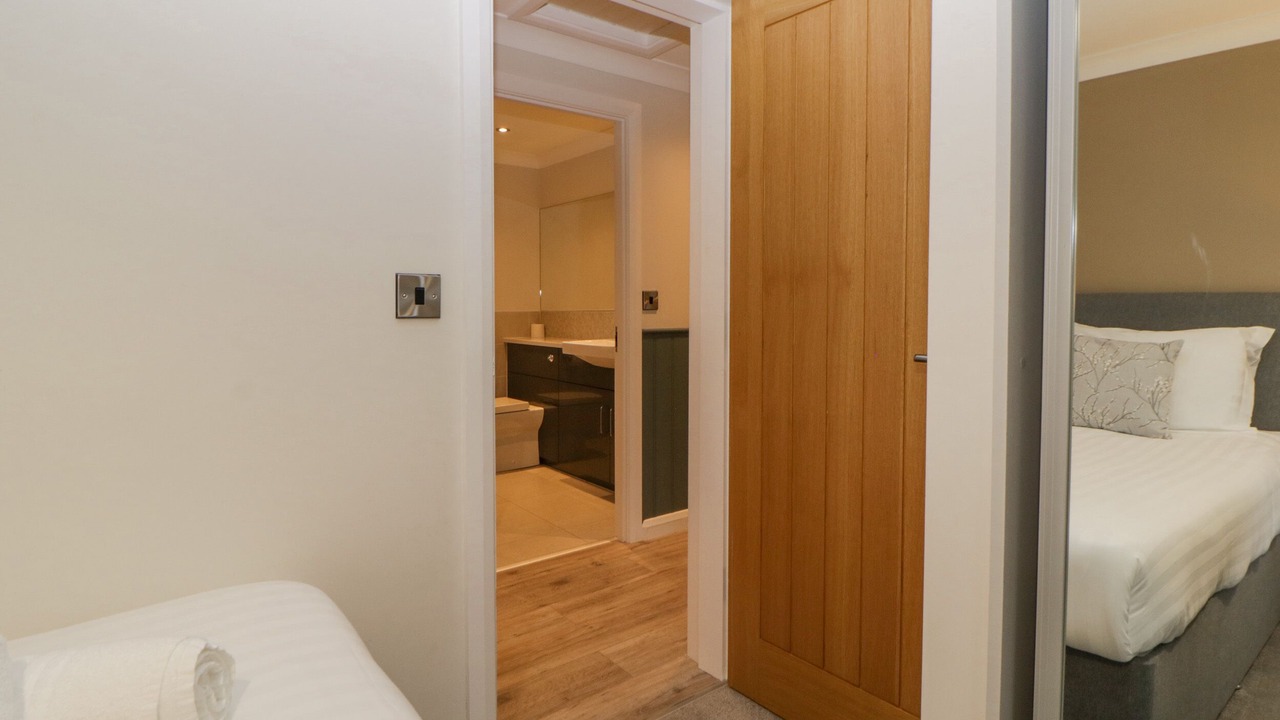 Photo of Others in Lifton